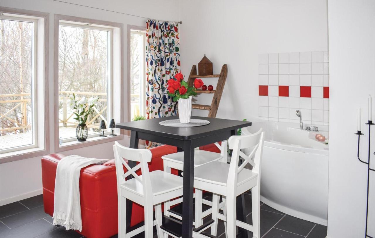 Awesome Home In Vimmerby With Wifi Exteriör bild