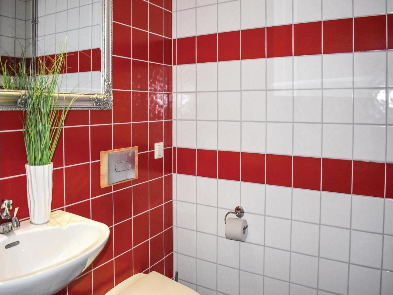 Awesome Home In Vimmerby With Wifi Exteriör bild